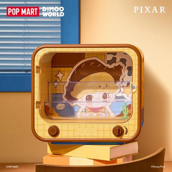 POPMART泡泡玛特DIMOO WORLD × PIXAR联名系列电视机发光展示盒