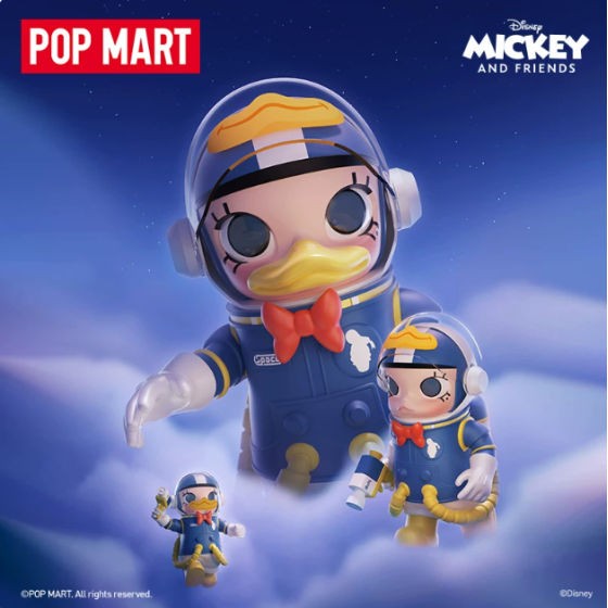 POPMART泡泡玛特MEGA SPACE MOLLY 400% 唐老鸭娃娃摆件