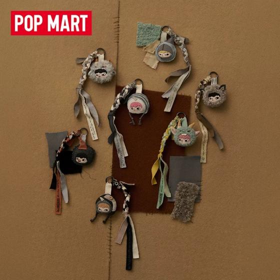 POPMART泡泡玛特Hirono雾中人系列毛毡挂饰盲盒周边
