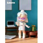 Laura-Full time trendsetter series